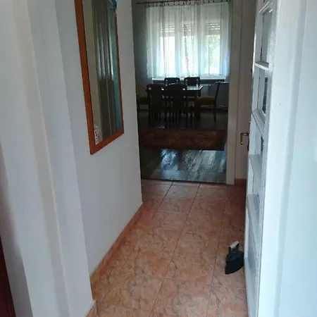 Casa de Férias Hársfák Mezokovacshaza