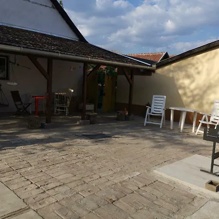 Casa de Férias Hársfák *